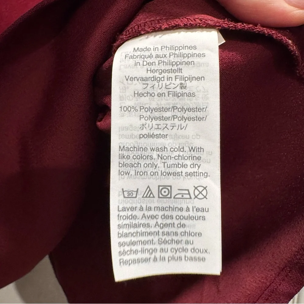 J Crew Womens Burgundy Ruffle‎ neck sleeveless blouse top Valentines Day Date